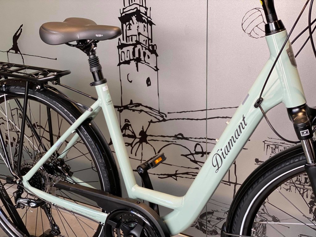 Rower miejski Diamant Ubari Deluxe Fabryka Rowerów