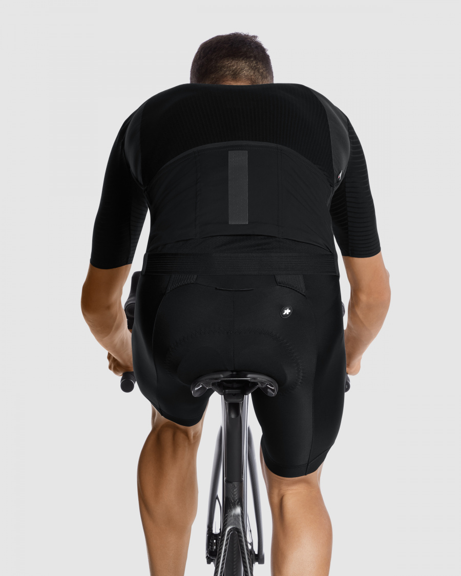 ASSOS 11.20.296.10 32