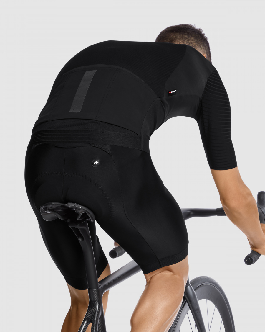 ASSOS 11.20.296.10 33