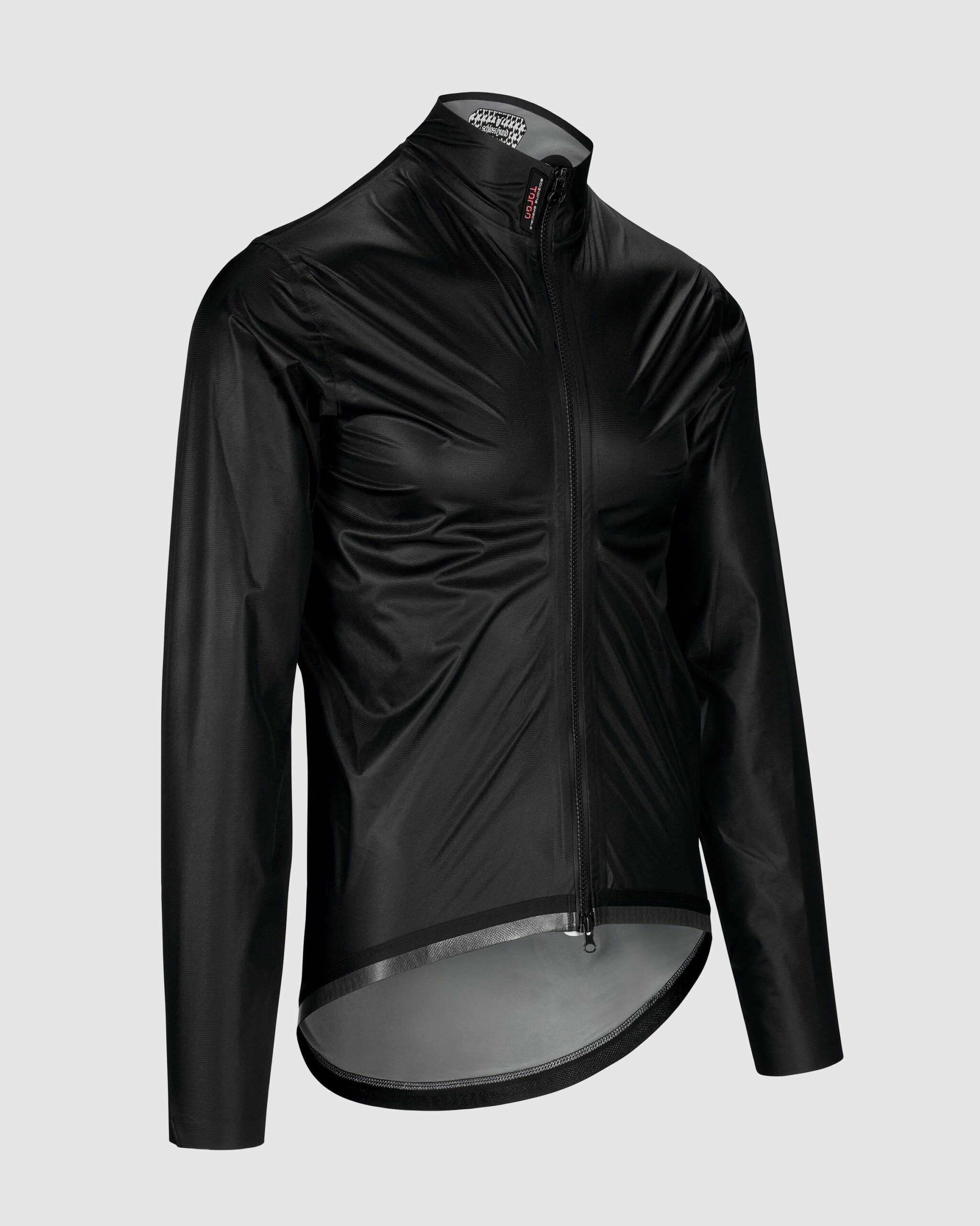 Kurtka przeciwdeszczowa ASSOS EQUIPE RS Rain Jacket TARGA Black (3) Kurtka przeciwdeszczowa ASSOS EQUIPE RS Rain Jacket TARGA Black