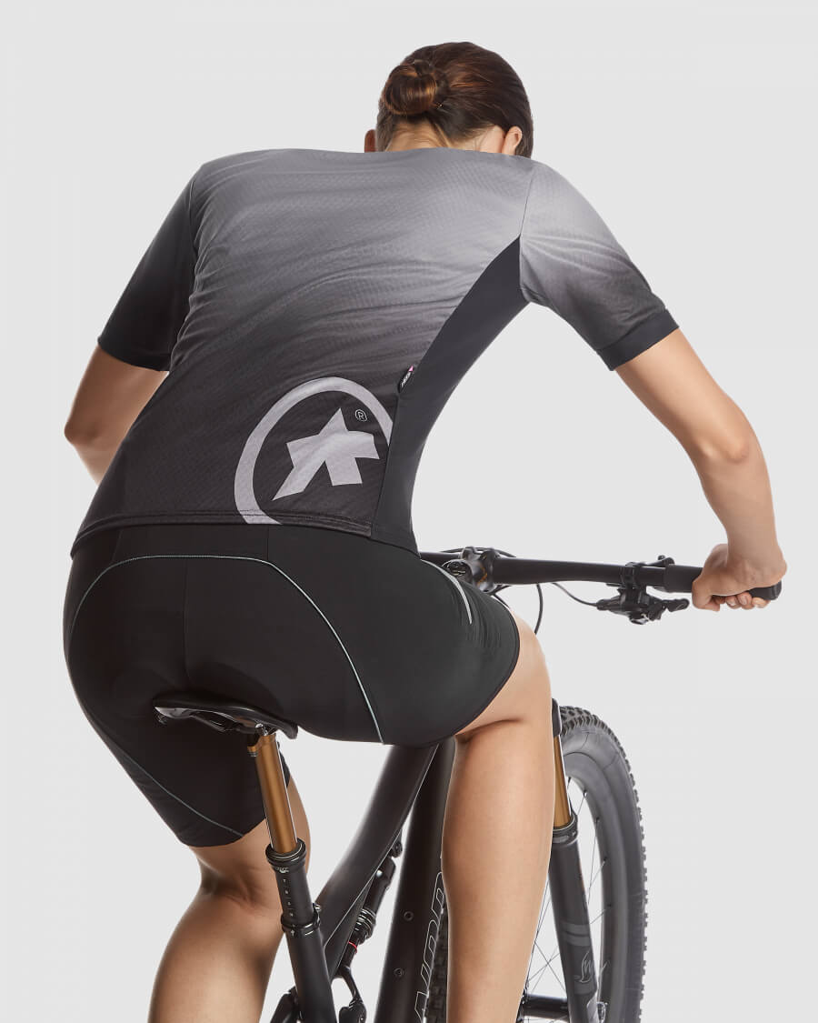 ASSOS 52.20.212.1D 33