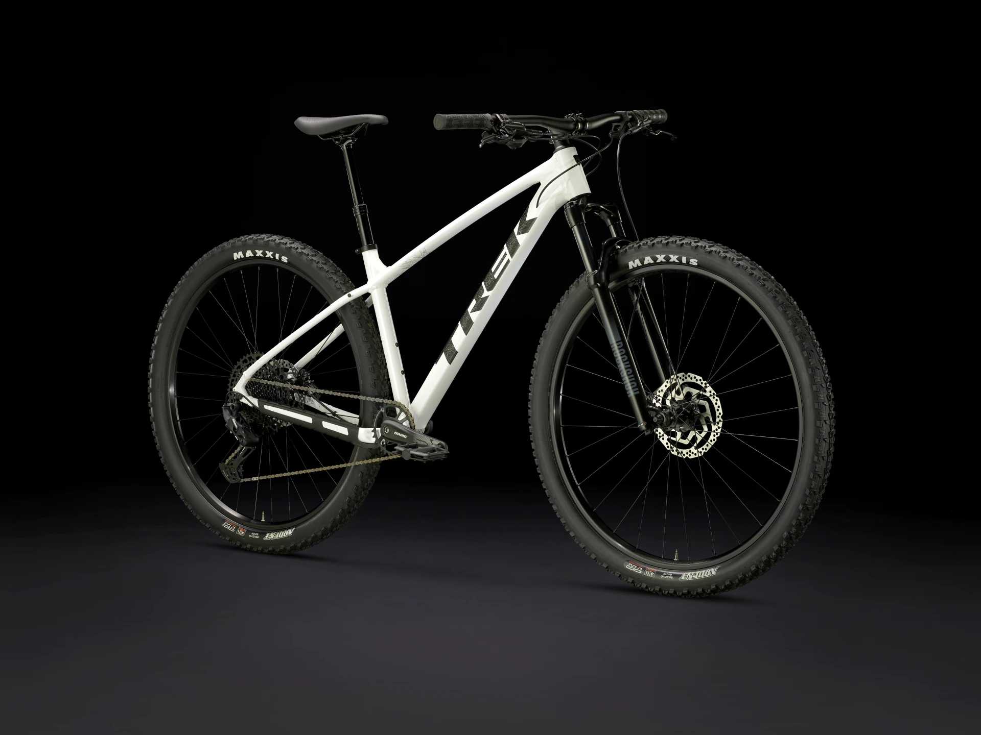 Trek Marlin 7 Gen 3 - Crystal White