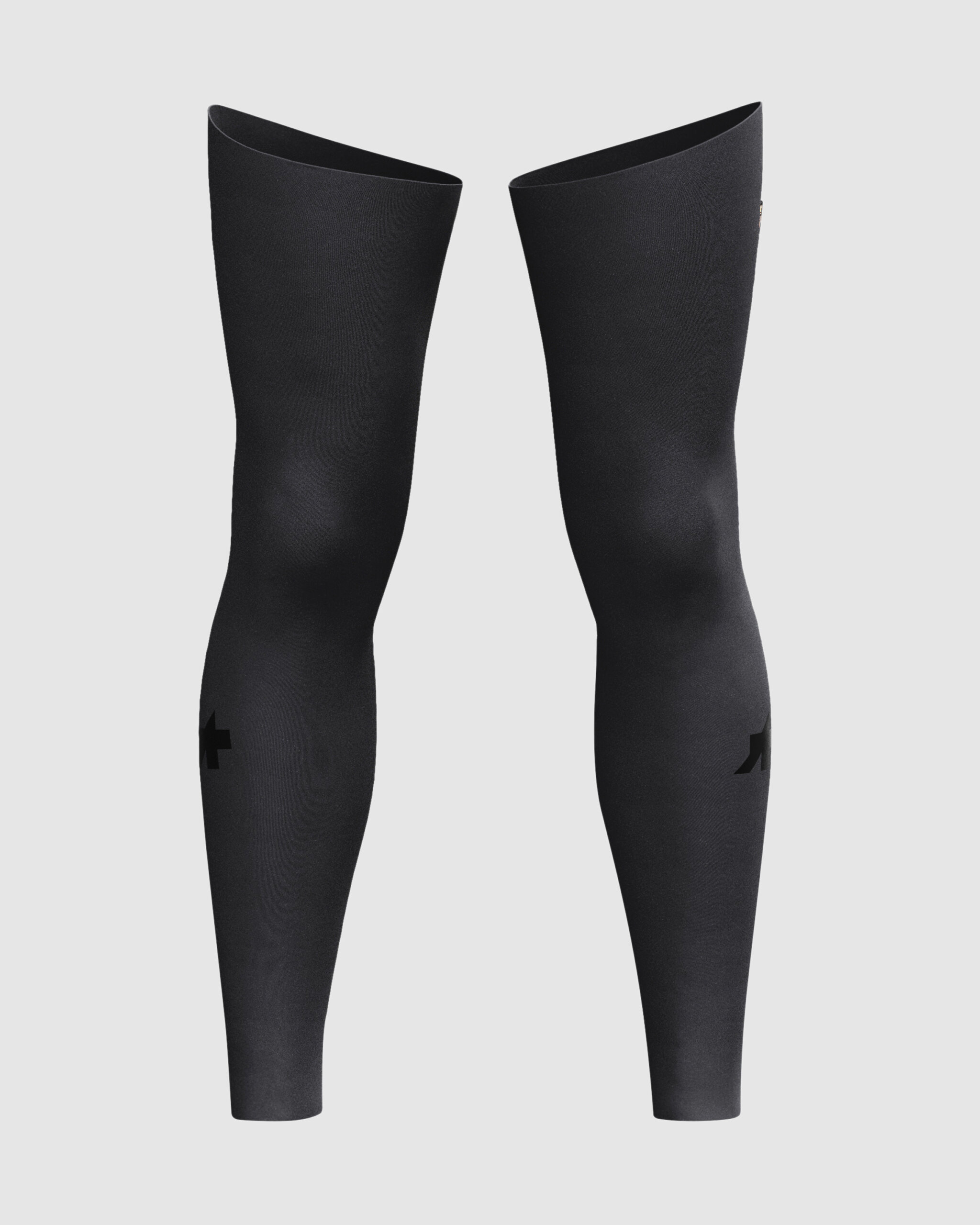 Zimowe ocieplacze na nogi ASSOS R WINTER LEG WARMERS P1 nogawki Black Series Unisex