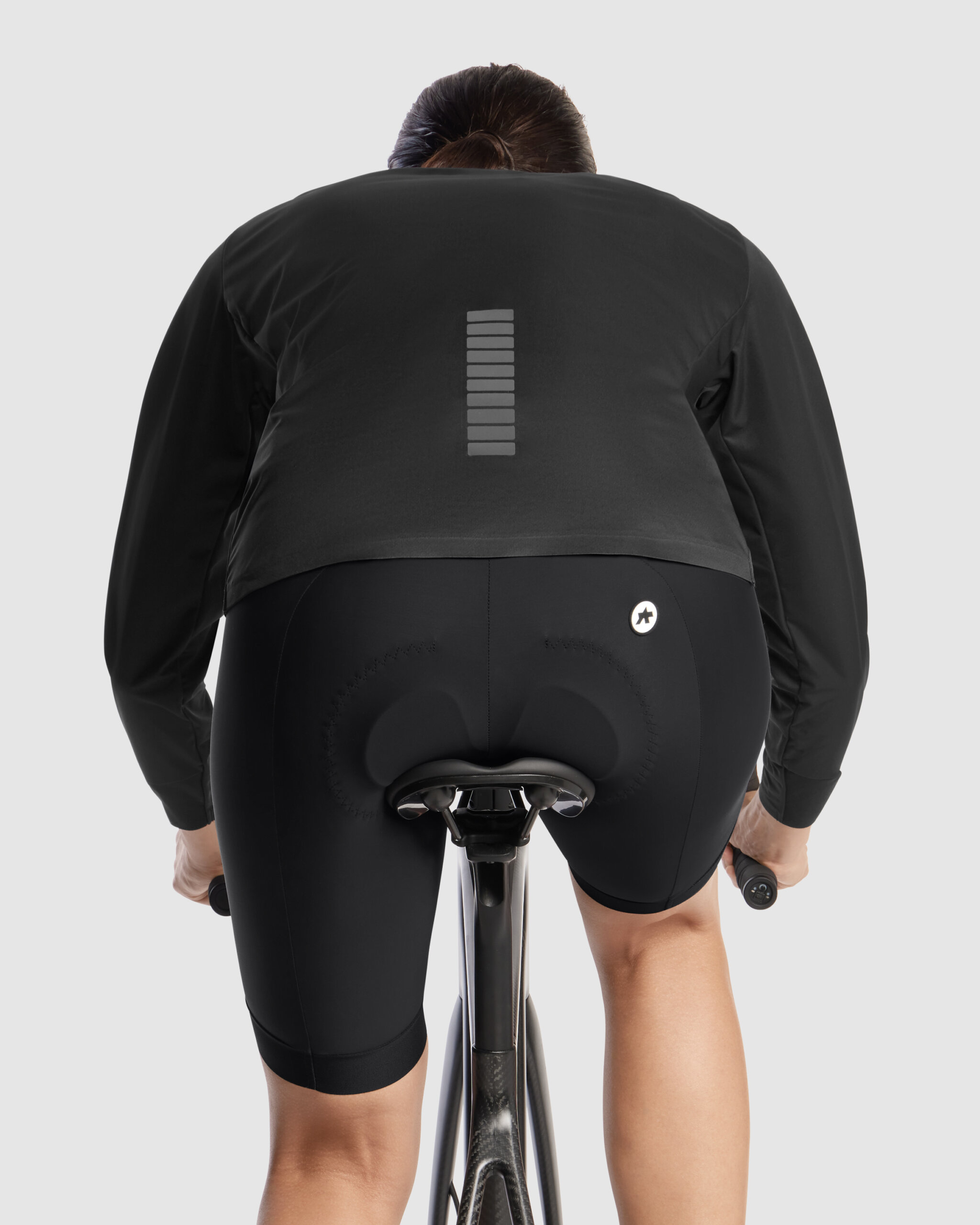 Kurtka Damska ASSOS UMA GT SHELL JACKET S11 Black Series (3)