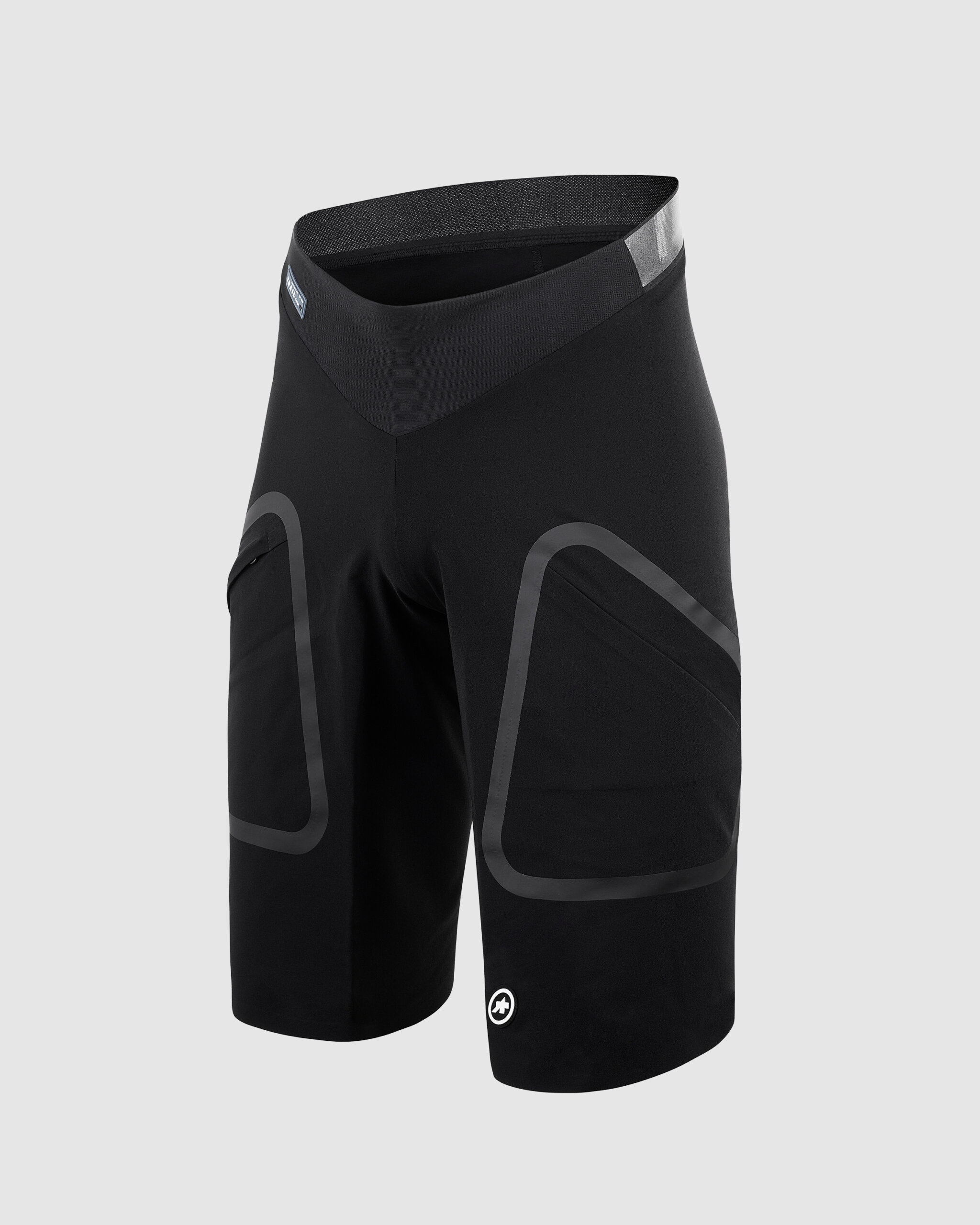Spodenki ASSOS TRAIL TACTICA CARGO Shorts T3 Black