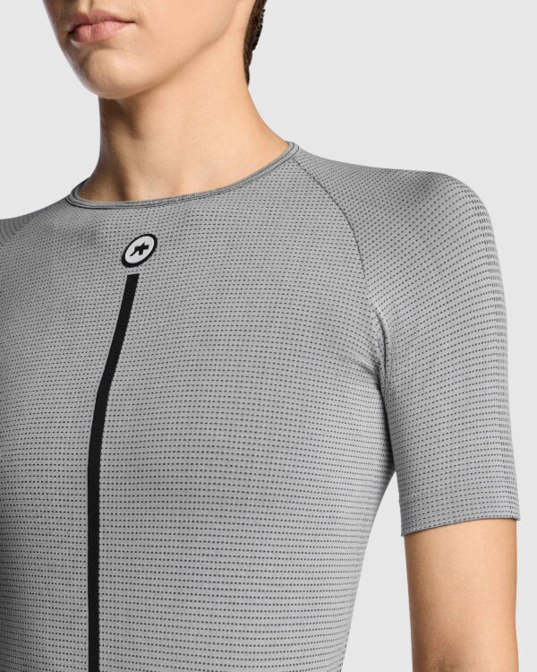 Damski podkoszulek rowerowy z krótkim rękawem ASSOS SS Skin Layer P1 bielizna termoaktywna na lato Grey Series