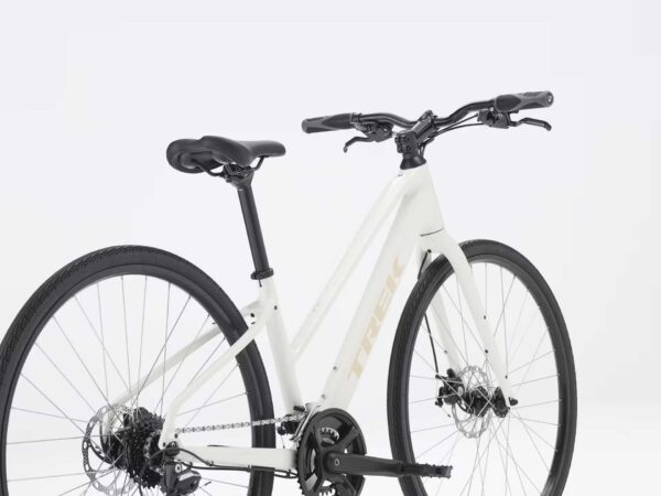 Trek FX 1 o średnim przekroku Gen 4 - Era White