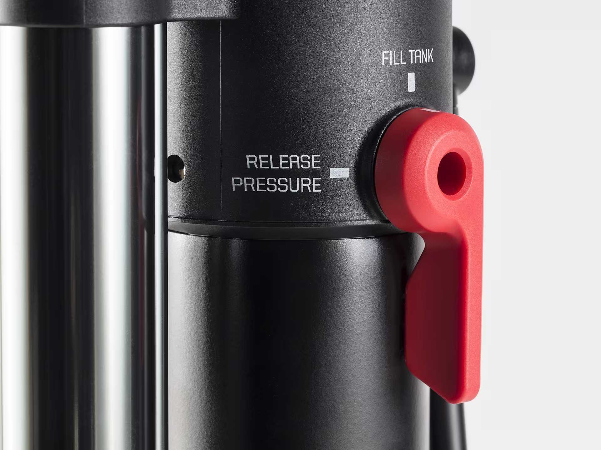 Pompka podłogowa Bontrager TLR Flash Charger (5) Pompka podłogowa Bontrager TLR Flash Charger