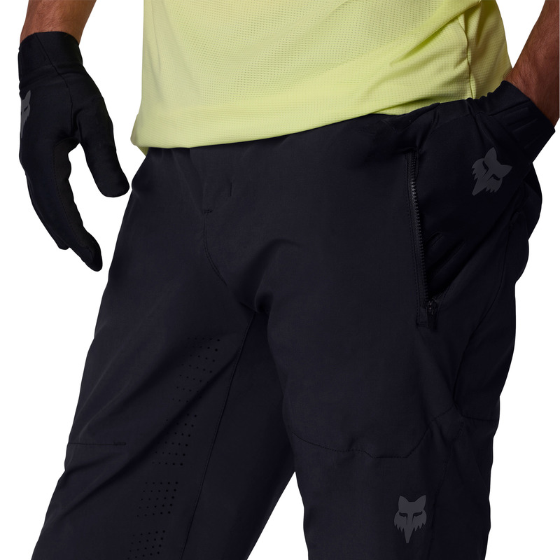 Spodenki rowerowe FOX FLEXAIR Shorts Black
