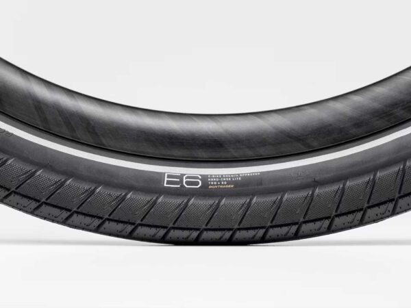 Opona do rowerów elektrycznych Bontrager E6 Hard-Case Lite