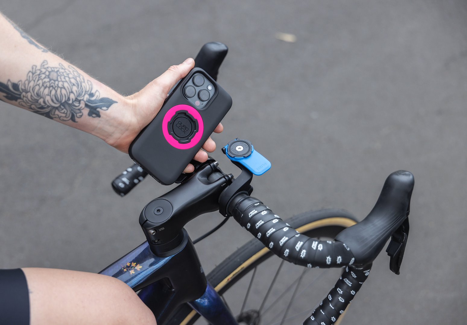 Uchwyt na telefon Quad Lock® Out Front Mount - V3