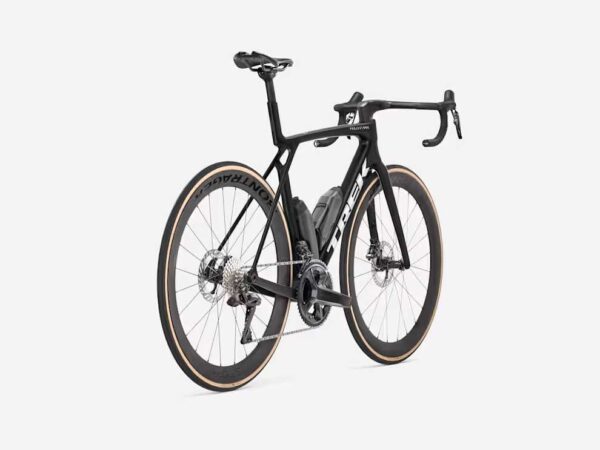 Trek Madone SLR 7 Gen 8 bardzo lekki rower szosowy aero - obrazek 2