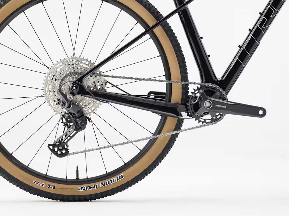 Trek Procaliber 9.5 Gen 3 hardtail z włókna węglowego Dark Star (5) Trek Procaliber 9.5 Gen 3 hardtail z włókna węglowego Dark Star