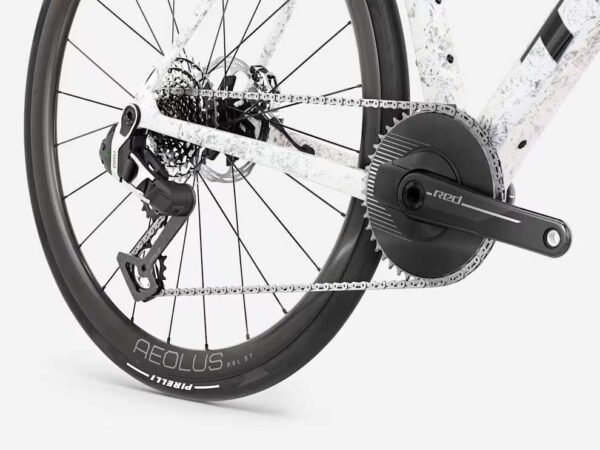 Trek Domane SLR 9 AXS 1x13 Gen 5 Mother of Pearl.Silver Marble