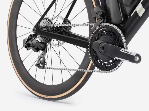 Trek Madone SLR 7 AXS Gen 8 Matte Deep Smoke