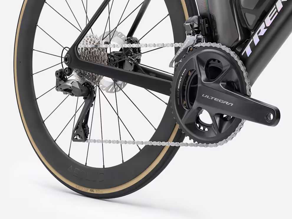 Trek Madone SLR 7 Gen 8 Matte Carbon Smoke.Prismatic Pearl