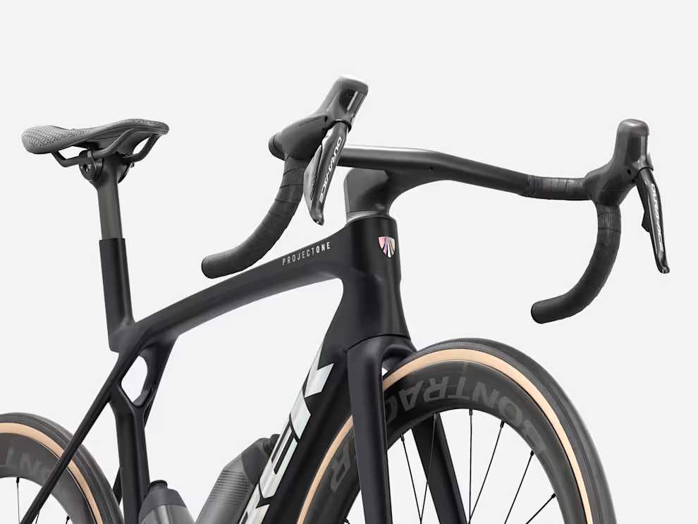 Trek Madone SLR 9 Gen 8 Matte Deep Smoke