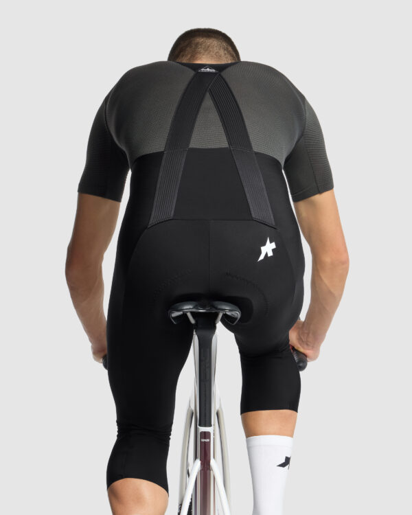 Spodnie rowerowe 3/4 na szelkach ASSOS MILLE bib knickers S11 - obrazek 5
