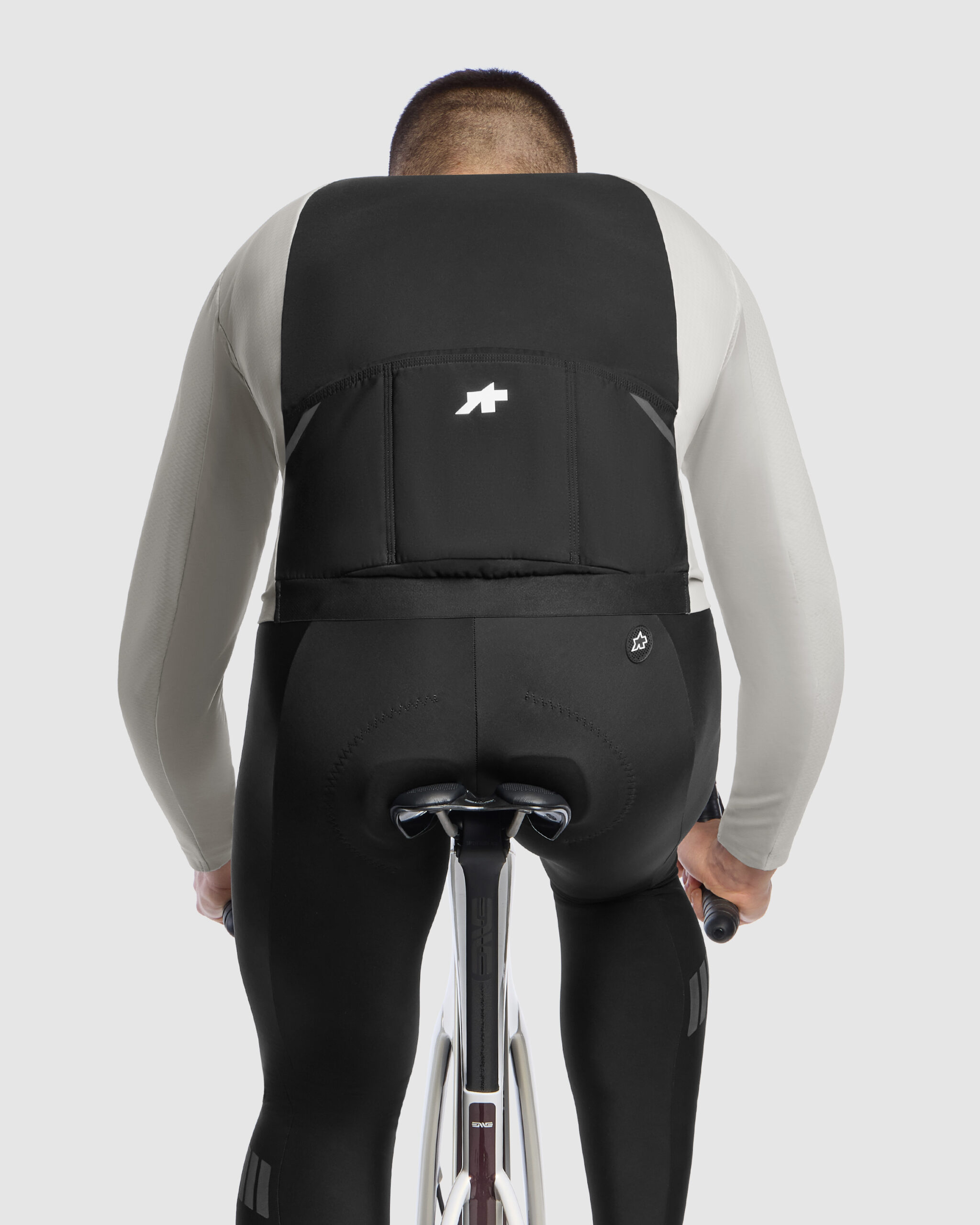 Zimowa Kurtka Rowerowa ASSOS MILLE GT MEN'S WINTER JACKET S11 EVO Almond Milk (5)